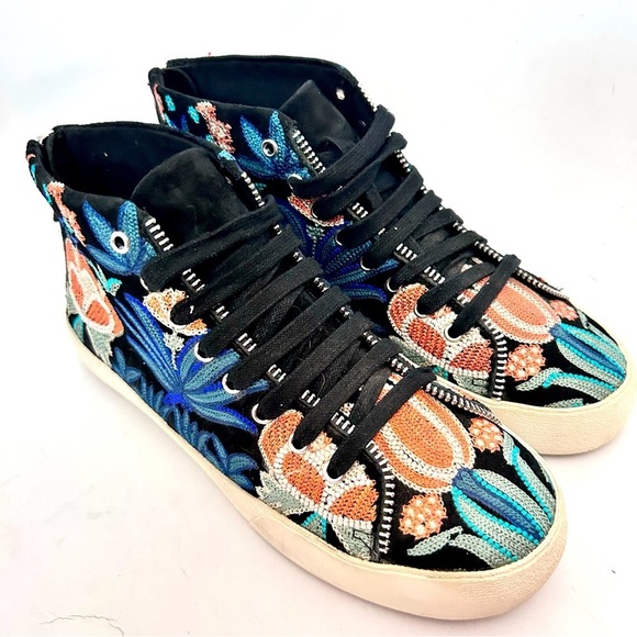 REBECCA MINKOFF Zaina Black Floral Embroidered lace up Mid Sneakers Size 6 - Picture 4 of 10
